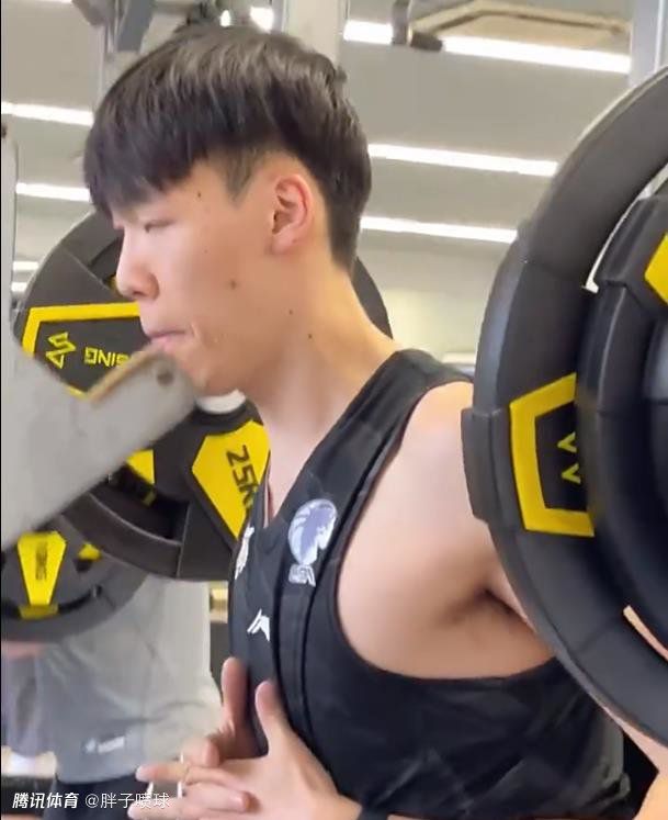 久久精品国产第一区二区三区最新章节